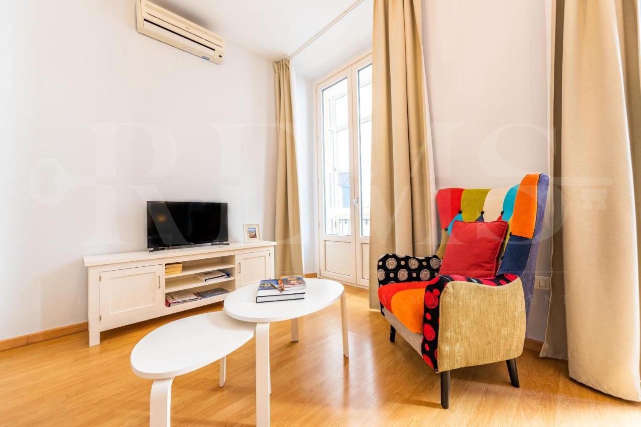 Appartement Central Studio With Patio And Balcony
